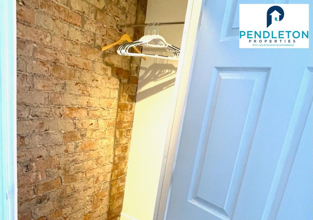Modern 3 Bed House With Free Parking And Wi-Fi Vila Preston  Exterior foto