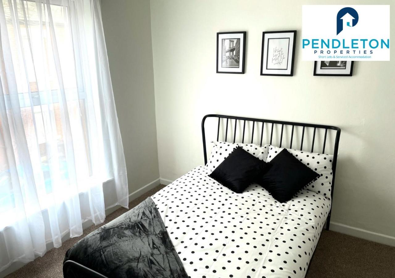 Modern 3 Bed House With Free Parking And Wi-Fi Vila Preston  Exterior foto